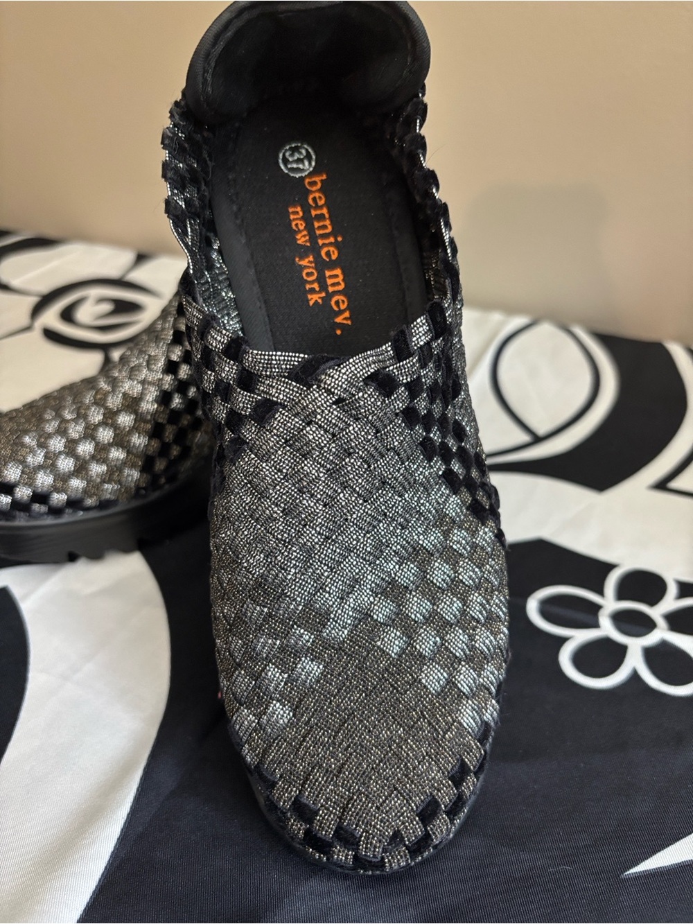 Bernie Mev. Metallic and Black Woven Wedges